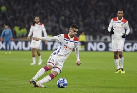 而这与他们 而这与他们